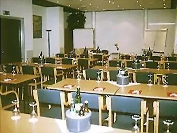 فندق إنترسيتي 4*