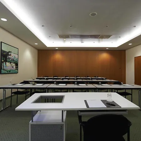 Intercityhotel Otel Kassel